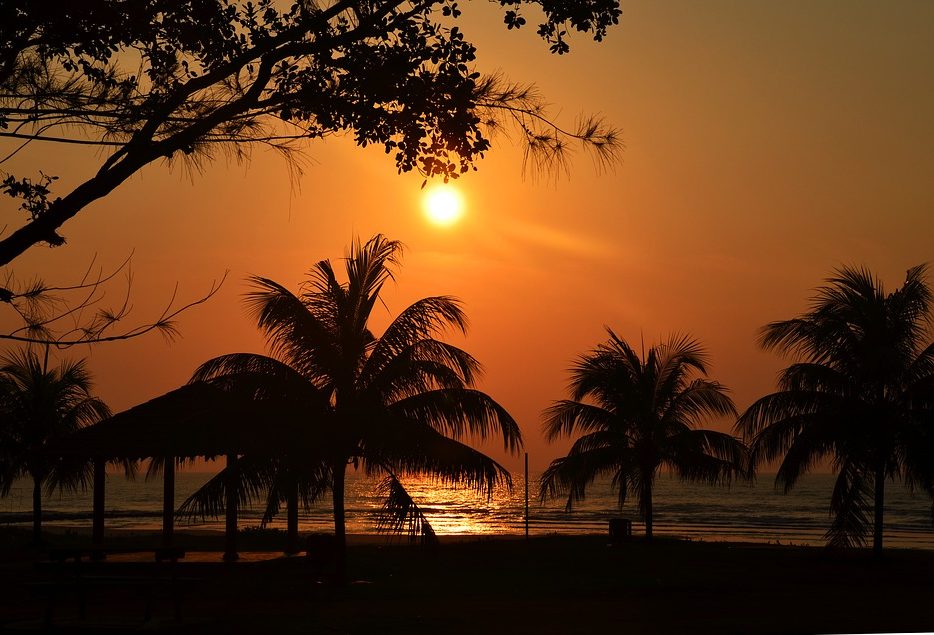 cropped-sunset-1724167_960_720